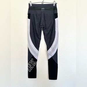 PINK Victoria’s Secret Ultimate leggings Sz. M